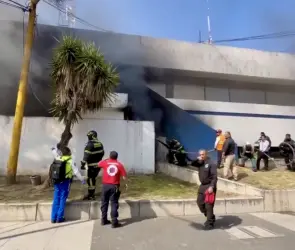 Oficinas de la Fiscalía de la CDMX son consumidas por un incendio