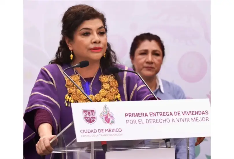 Clara Brugada entreg&oacute; 89 viviendas y 10 mil mdp invertidos para 2025