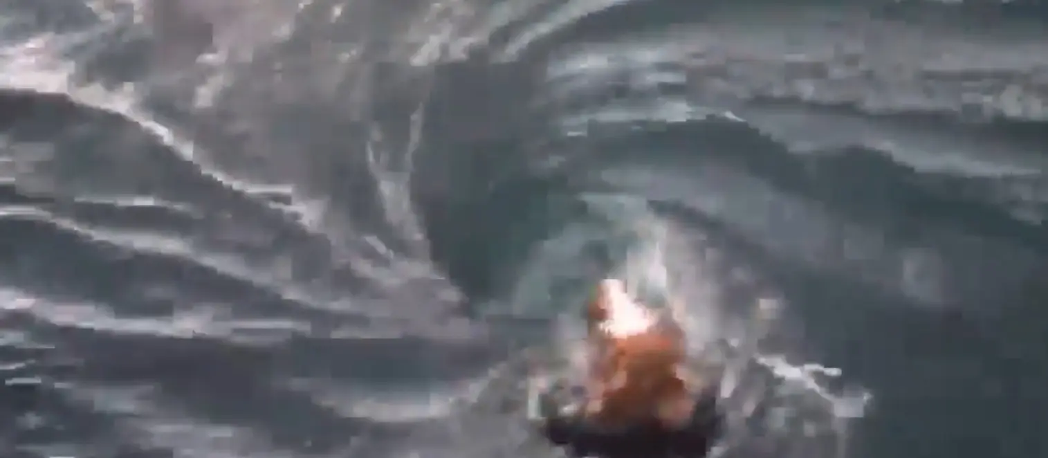 El hombre se dedicaba a hacer fotografías extremas. Especial.