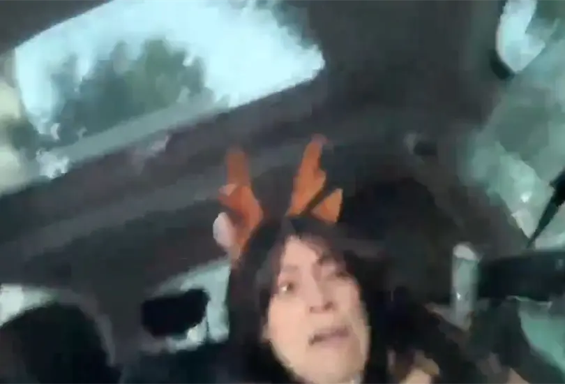 El momento exacto del asalto a Milica Ybañez. El momento exacto del asalto a Milica Ybañez.