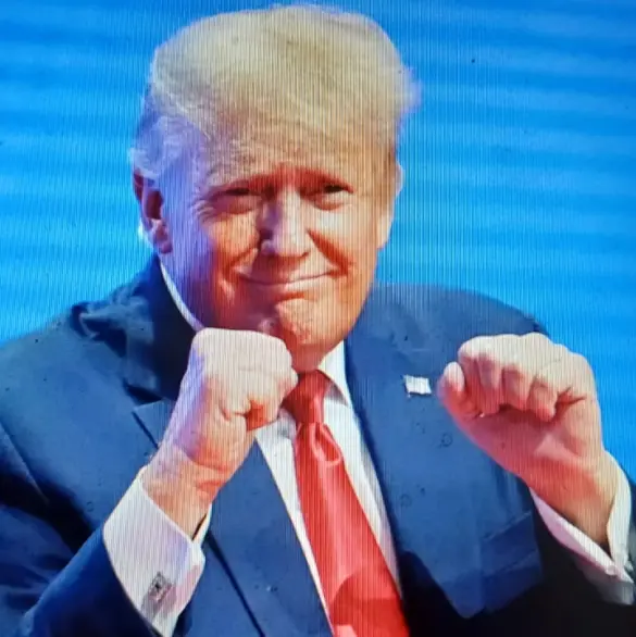 Trump mete freno y modera ataques contra México