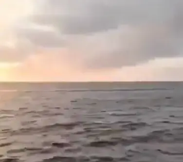 La persona grabando no cortó de inmediato el video X: @githii