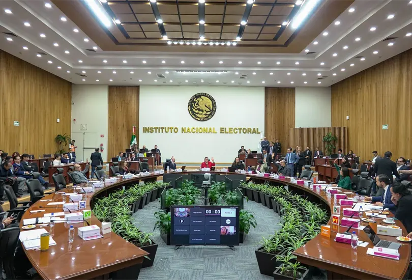 Sesi&oacute;n extraordinaria del Consejo General del Instituto Nacional Electoral (INE) en la que se aprobaron los modelos a la producci&oacute;n de los materiales electorales para diversos cargos del Poder Judicial.