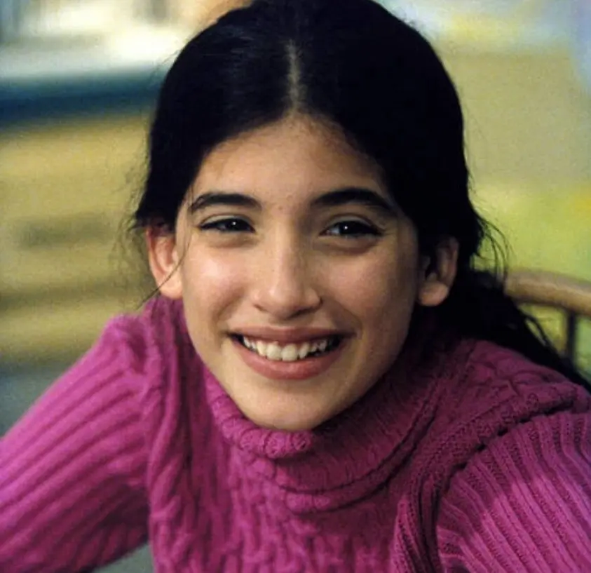 Cynthia Sanders era compañera de clase de Malcolm y la única niña del grupo de los superdotados llamado 'Krelboynes'.<br>