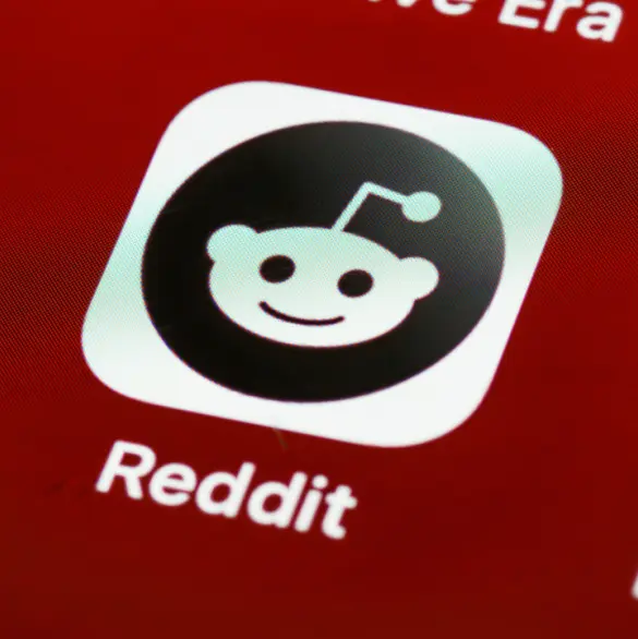 Reddit prohíbe la publicación del manifiesto de Luigi Mangione