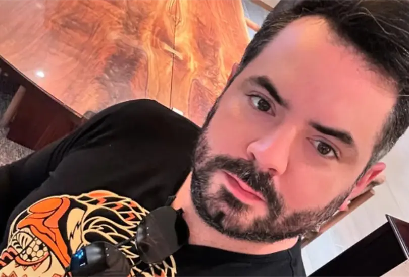 Hijo de Eugenio Derbez reacciona a pol&eacute;mica de Selena G&oacute;mez