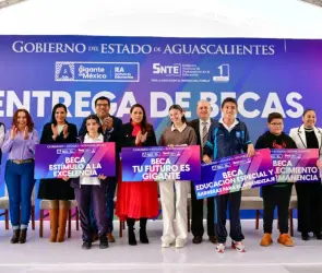 Gobierno de Aguascalientes otorga más de 50 mil becas a jóvenes estudiantes