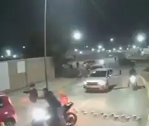 Invasores de viviendas atacan a balazos a mujer que los grabó en Edomex