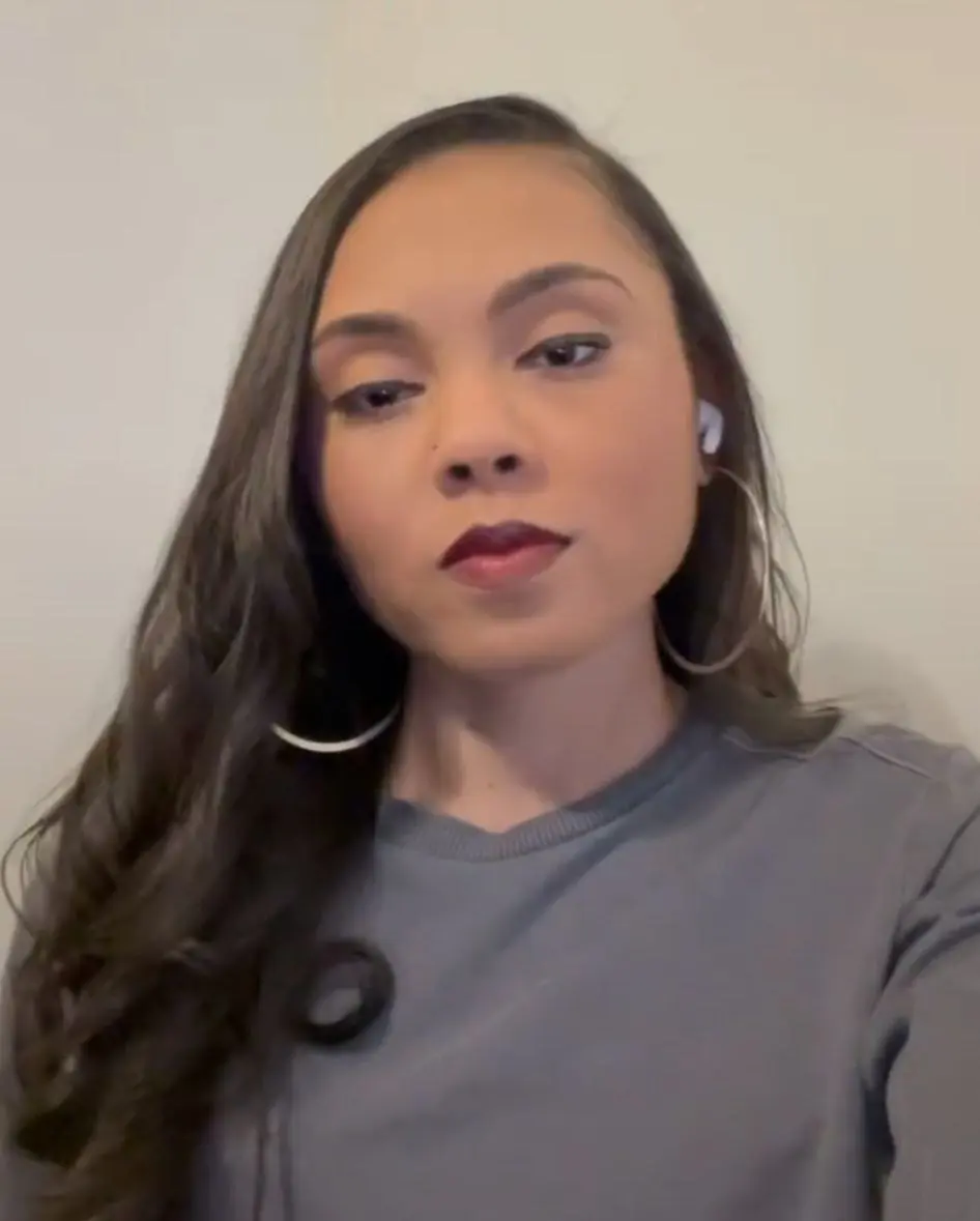 Ahora tiene 38 años. Dejó la actuación y estudió la carrera de Psicología en la Universidad de Kentucky.