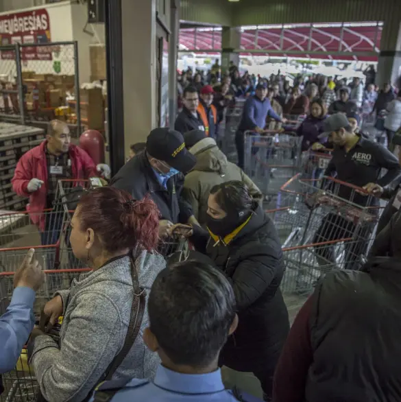 Sáquenlas: clientes discuten por pasteles en Costco a unas horas de nochebuena