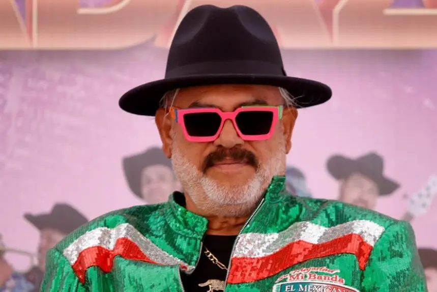 El vocalista de la banda 'El Mexicano' se convirtió en Testigo de Jehová desde hace unos años, por lo que dejó de celebrar la Navidad.