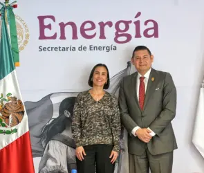 Luz Elena González y Alejandro Armenta impulsan desarrollo energético en Puebla 