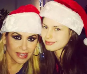 Acusan a la hija de Dulce de no cumplir la última voluntad de su mamá por ser muy caro