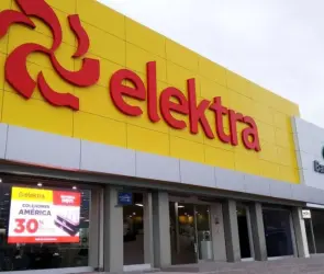 Grupo Elektra se privatiza; Salinas Pliego asume cargo honorario