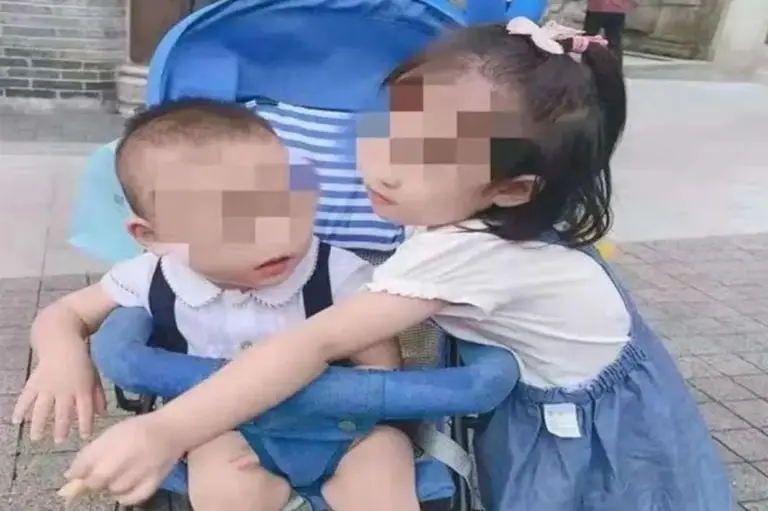 Zhang Ruixue y Zhang Yangrui fueron arrojados al vacío.