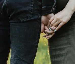 ¿Tienes una relación con una persona narcisista? Estas son las alertas que debes identificar