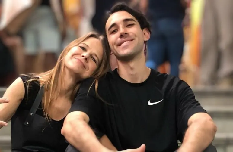 Pese a las críticas que ha recibido, la actriz mexicana ha defendido su amor a lado del fotógrafo argentino. 