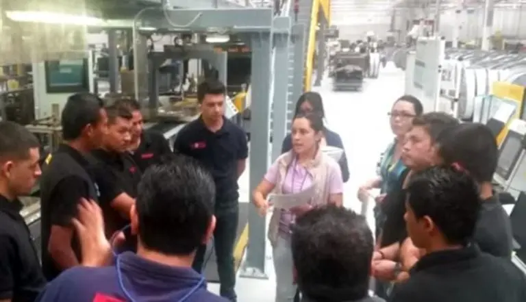 Alejandra Hernández es la primera mujer en ser la Responsable Global de Ingeniería Industrial en Pirelli.Foto: Especial
