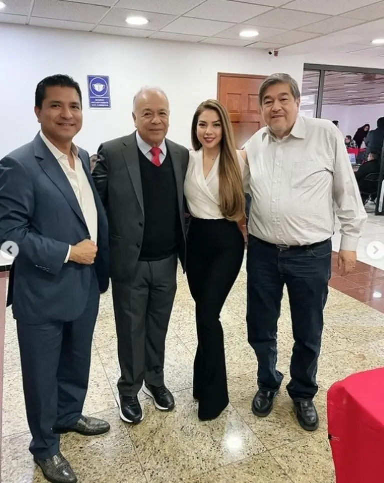 Cendy Robles candidata a senadora - @cendyrobl