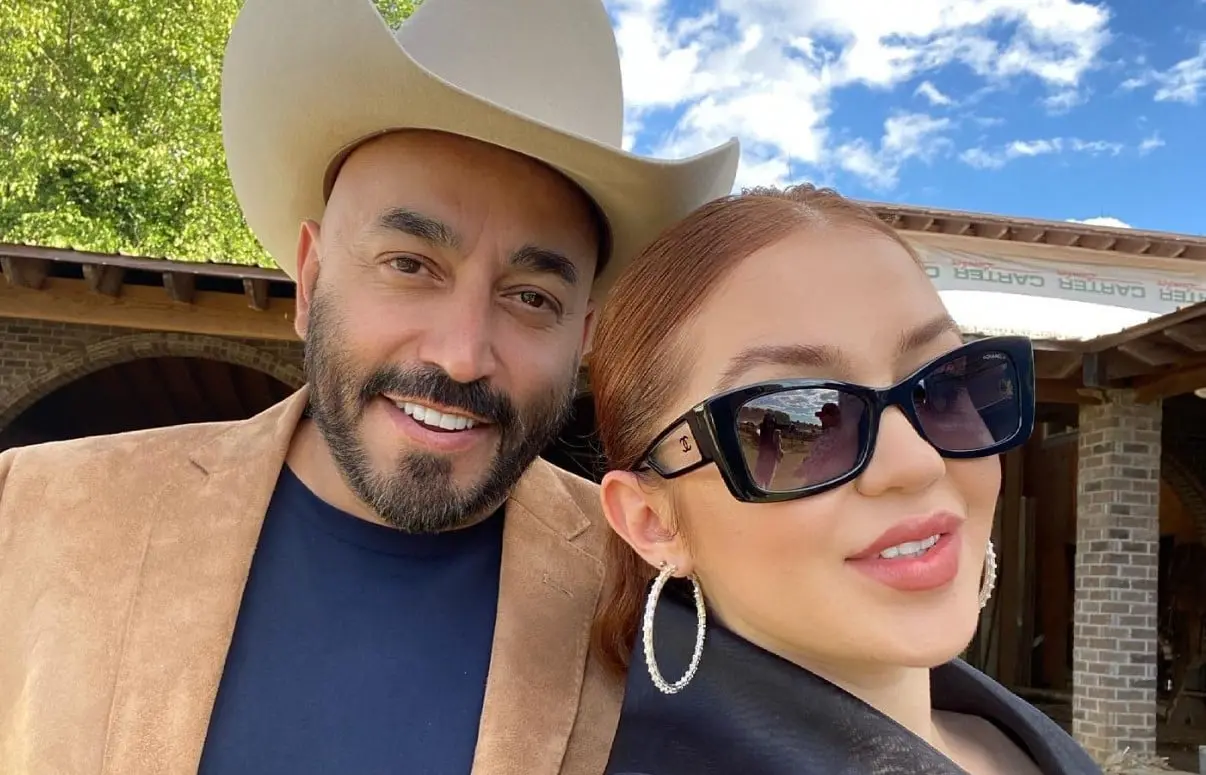 Lupillo Rivera cuenta con una larga trayectoria como cantante de música regional mexicana y actualmente es uno de los participantes de la cuarta temporada de La Casa de los Famosos.