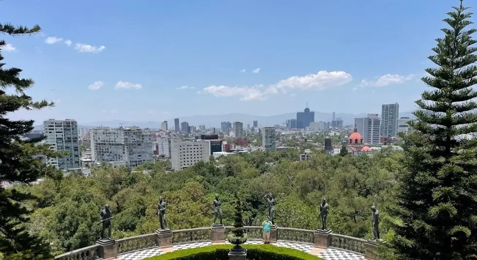 5. Primera sección del Bosque de Chapultepec, en Miguel Hidalgo