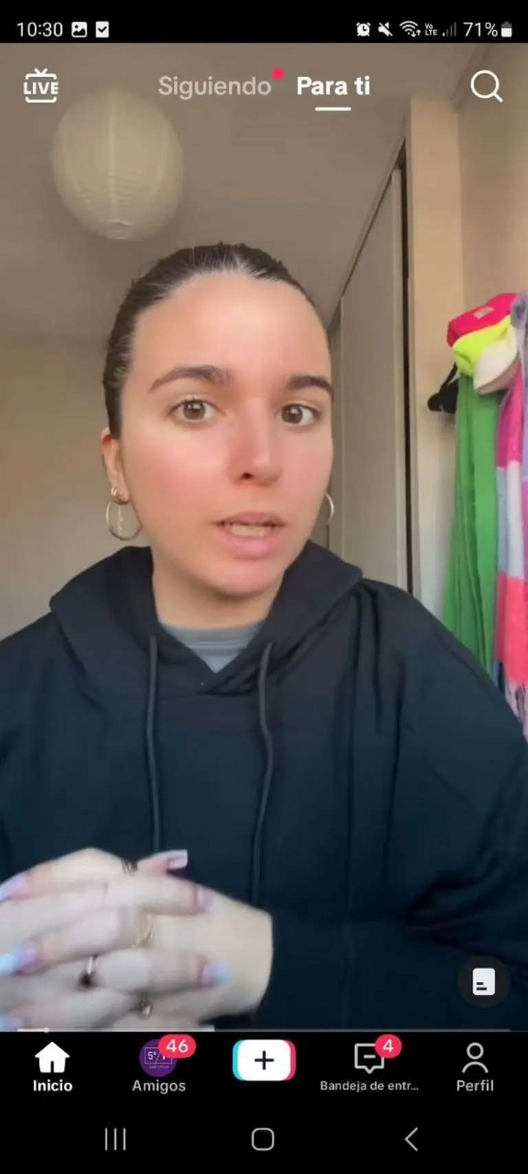 Joven revela cuánto gana como recepcionista en Francia y causa sensación en redes - Tomada de video