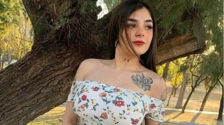 La hermana de Karely Ruiz salt&oacute; a la fama en su fiesta de XV a&ntilde;os.