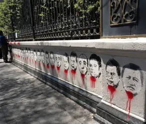 De las promesas a los petardos: ¿por qué rompieron los familiares de Ayotzinapa con el Gobierno de AMLO?