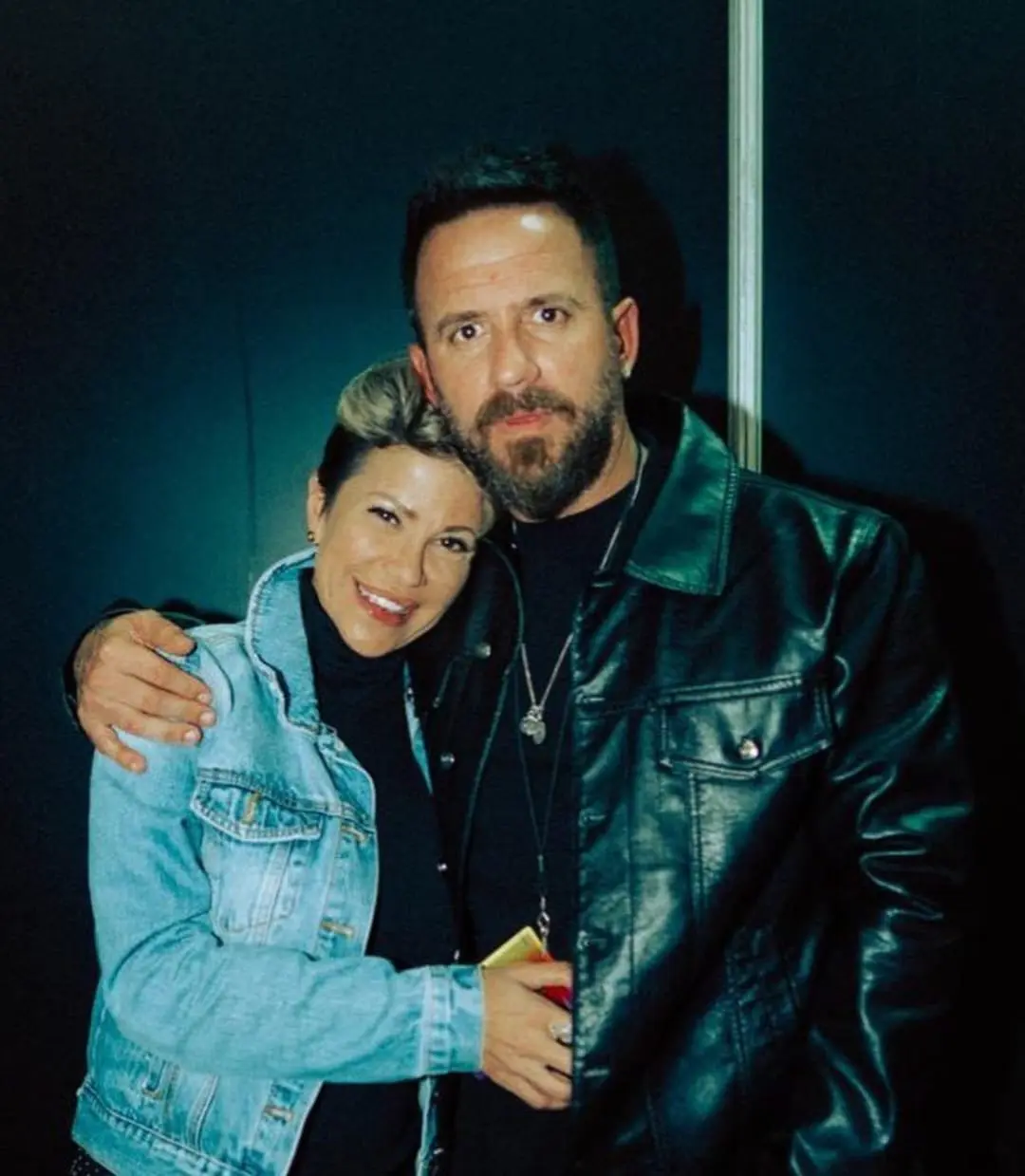 El 2010, Silvia sorprendió al revelar que el 'JJ', responsable de la agresión contra el exfutbolista Salvador Cabañas, es el padre de su hija Victoria.