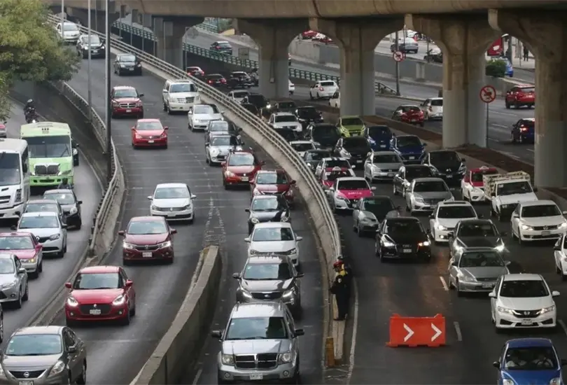 &iquest;Qu&eacute; autos y placas no circulan hoy s&aacute;bado 3 de febrero 2024?