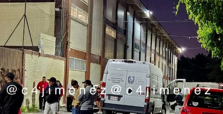 Muere estudiante en secundaria de la CDMX. Foto: X (@C4jimenez).