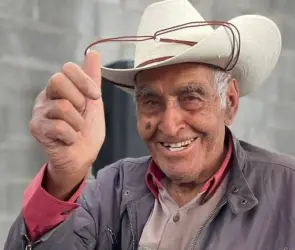 AMLO pretende ajustar edad para recibir la Pensión Bienestar, así quedaría