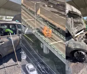 Incendio en Perif&eacute;rico Sur: Camioneta KIA es consumida por las llamas en segundo piso