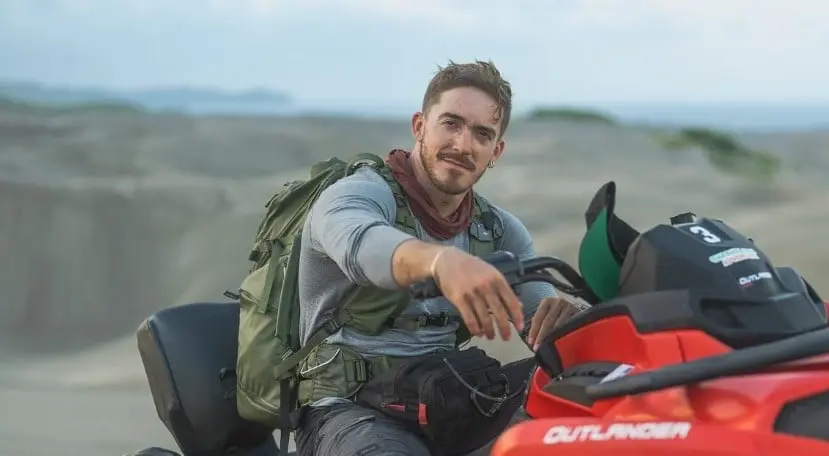 Aristeo C&aacute;zares, del equipo de rojo (famosos), fue el ganador en la rama varonil.