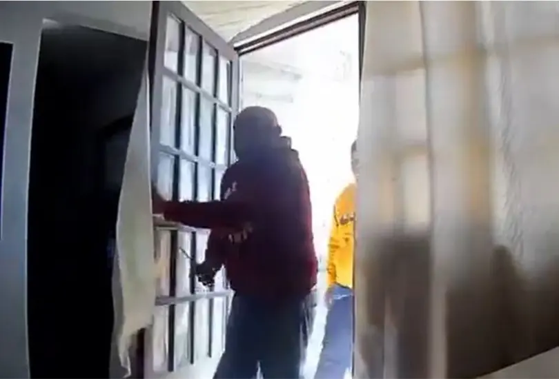 Sujetos entran a robar a casa en Chalco. Sujetos entran a robar a casa en Chalco.