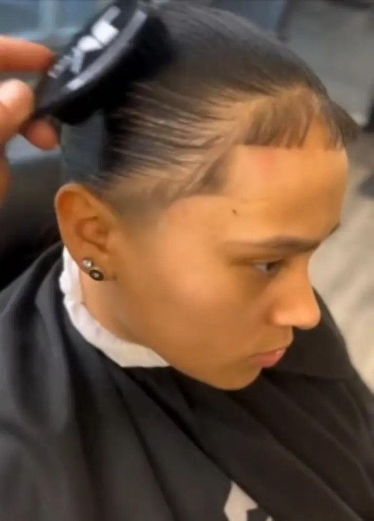 El nuevo estilo de Yahritza, caracterizado por un flequillo extremadamente corto.Foto: Instagram/ @yahritza_y_su_esencia_.fp