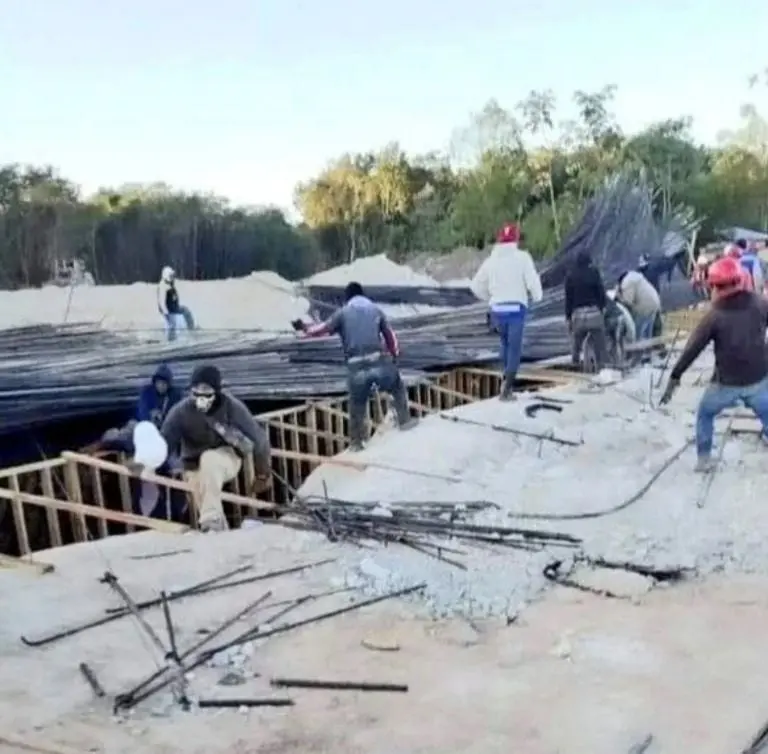 Ambos sujetos fueron rescatados y posteriormente trasladados al Hospital de Bacalar Créditos: Especial