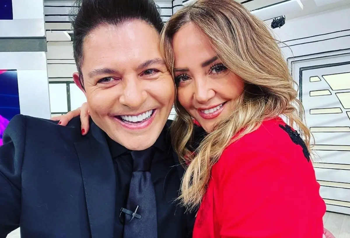 Andrea Legarreta lleg&oacute; a revelar en entrevistas que tuvo algunos problemas con Laguardia porque a &eacute;l no le gustaba usar teleprompter  como a los dem&aacute;s.