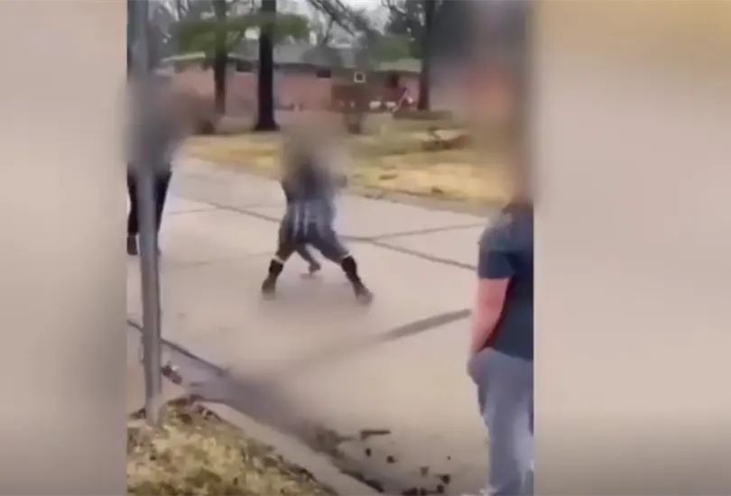 Terribles im&aacute;genes afuera de una preparatoria en Estados Unidos.