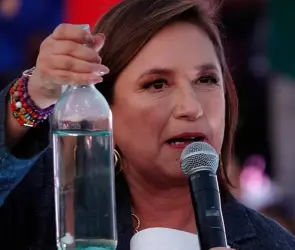 Xóchitl Gálvez se lanza contra Sheinbaum y la reta a beber agua de pipas que venden en la CDMX
