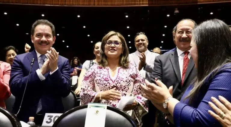 Alavez Ruiz sostuvo que los espacios conquistados actualmente por mujeres en la política, en los sectores económico y social, no hubieran sido posible sin años de lucha