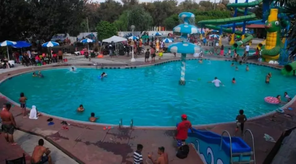 Aliyah fue encontrada al interior de uno de los ductos de drenaje de la alberca 