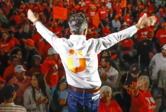 Pablo Lemus, al frente en encuestas en Jalisco. 