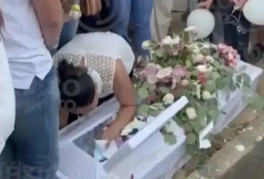 As&iacute; fue la emotiva despedida de Camila 