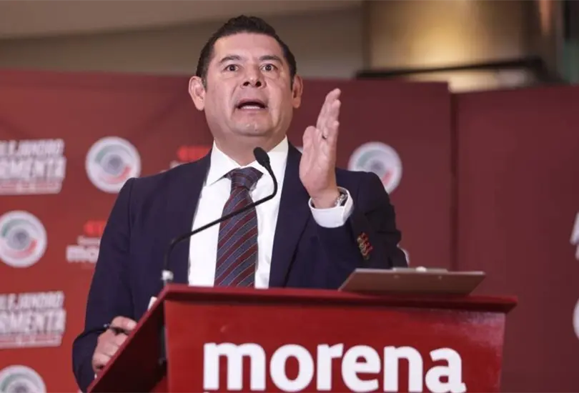 "La pobreza no se combate con la pavimentación de calles, se requiere visión integral humanista", dijo el senador Morenista "La pobreza no se combate con la pavimentación de calles, se requiere visión integral humanista", dijo el senador Morenista
