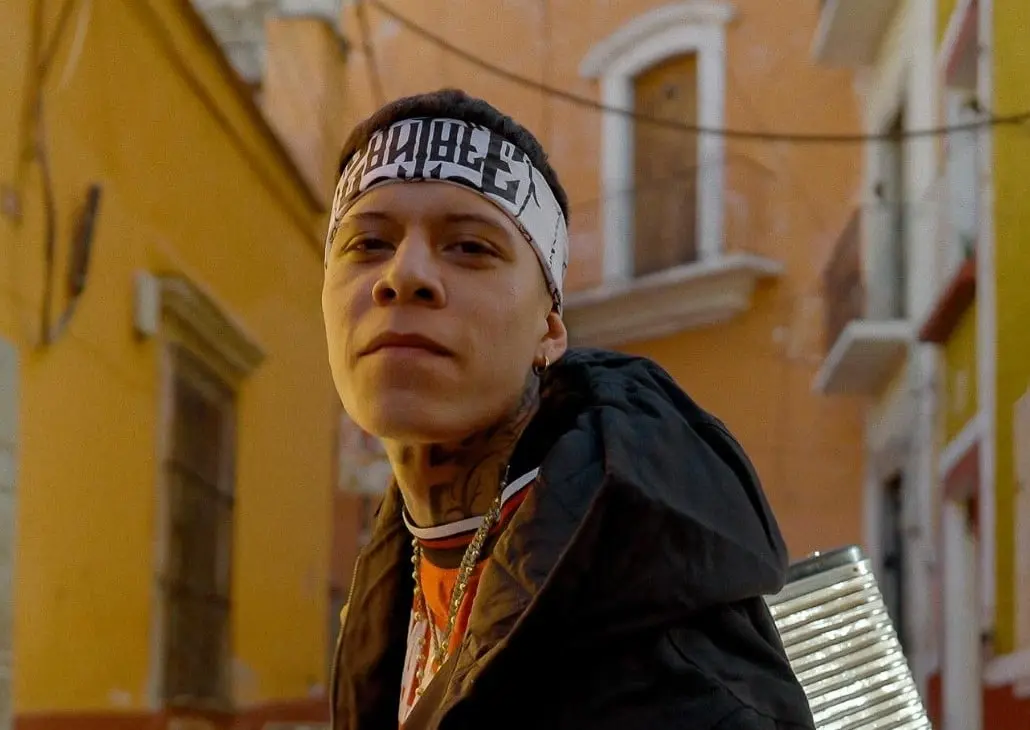 A inicios de 2023, Karely Ruiz comenz&oacute; una relaci&oacute;n con el rapero Santa Fe Klan.