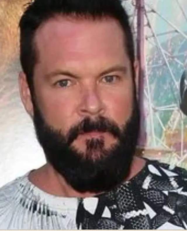 Ahora tiene 51 años, participó en Rápidos y Furiosos 5 y en otras películas como Mr. Brooks y Action Point.