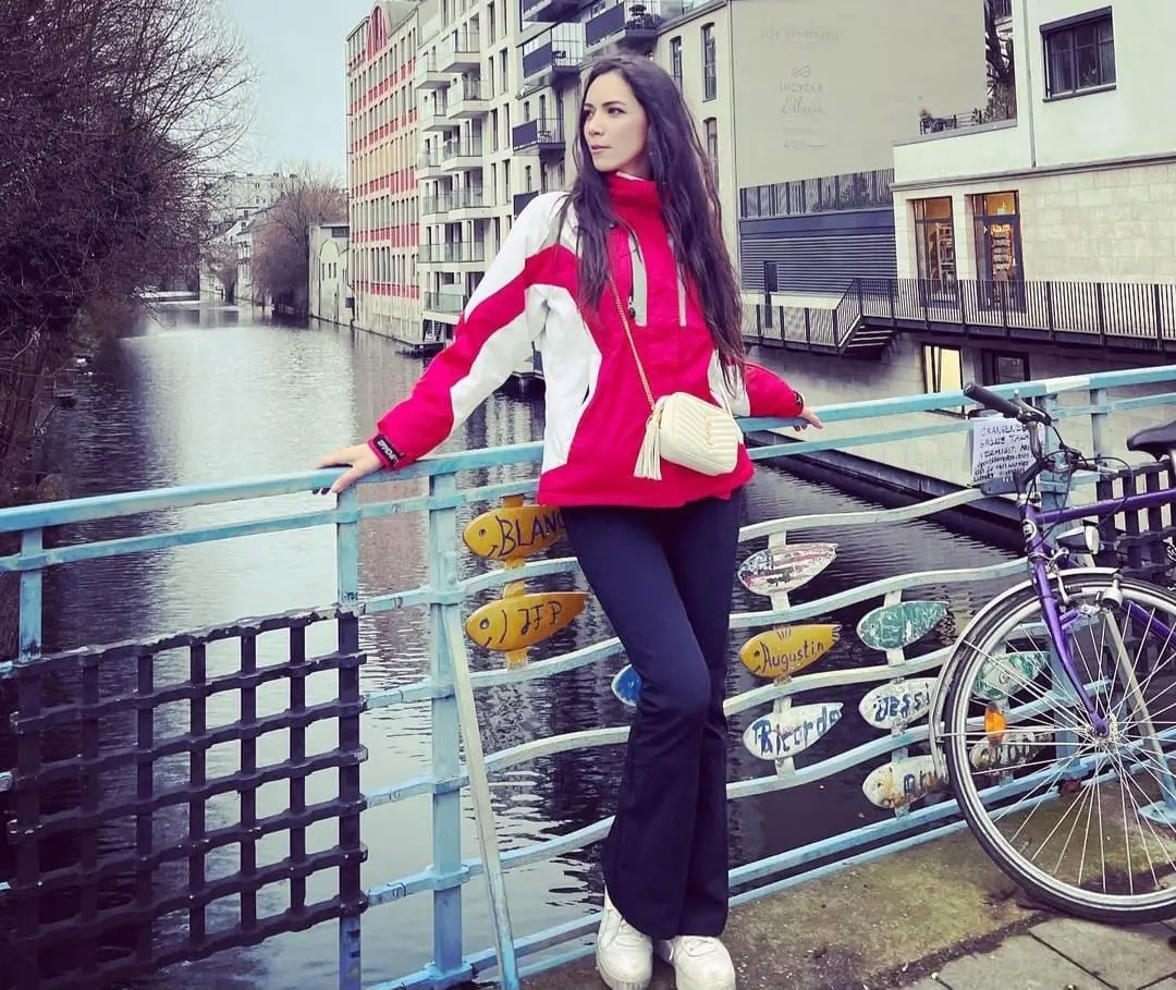 Se hizo popular entre los j&oacute;venes gracias a Hit M3, donde entrevistaba a celebridades y realizaba desaf&iacute;os.