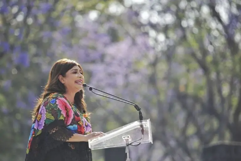 Clara Brugada presenta a los candidatos a alcaldes y diputados locales en CDMX - @ClaraBrugadaM