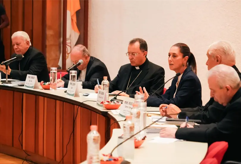 Sheinbaum se reúne con el Episcopado; pide a iglesias colaborar en atención a las juventudes Sheinbaum se reúne con el Episcopado; pide a iglesias colaborar en atención a las juventudes